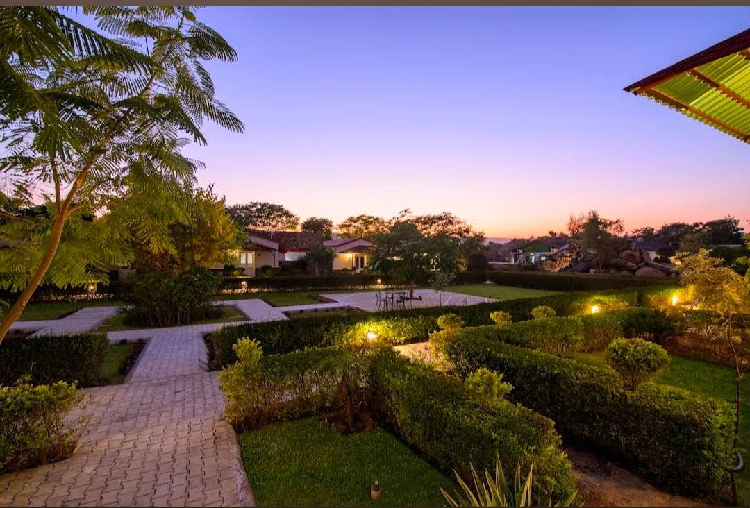 Astroport Sariska Treetop