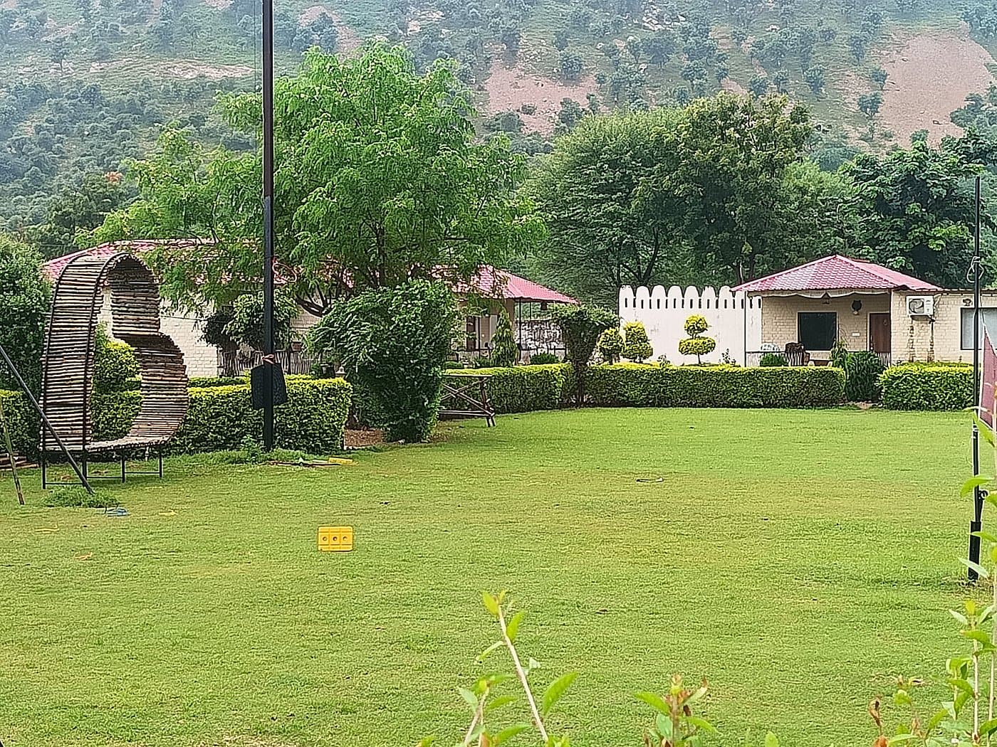 Vanbagh Sariska Resort