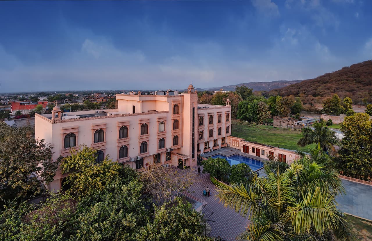 Ranthambore national resort thumbnail 7