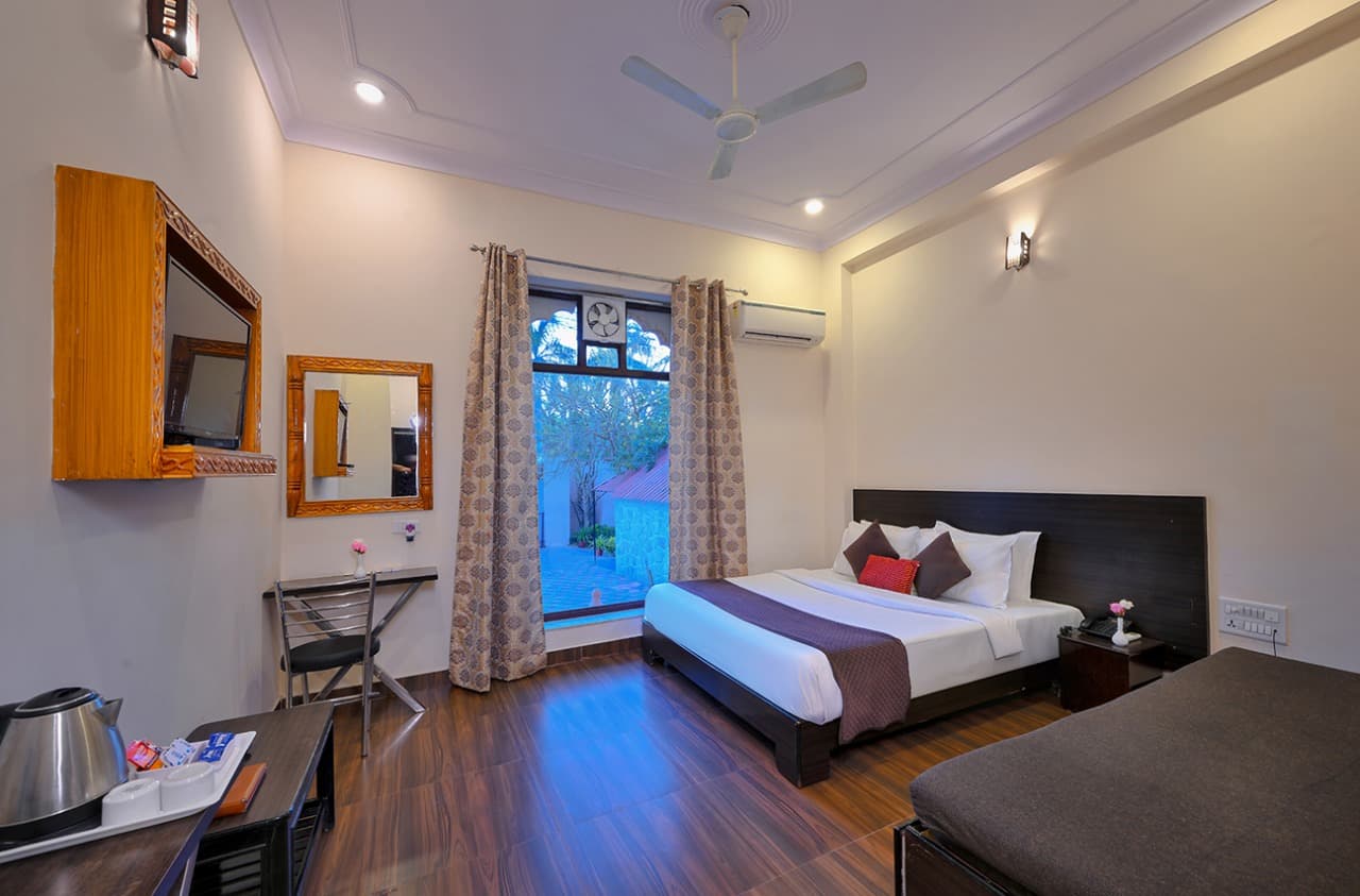 Ranthambore national resort thumbnail 9